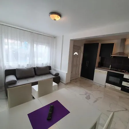 Luxury Apartments Domgjoni Podstrana Exterior photo