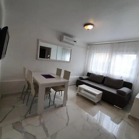 Luxury Apartments Domgjoni Podstrana Exterior photo