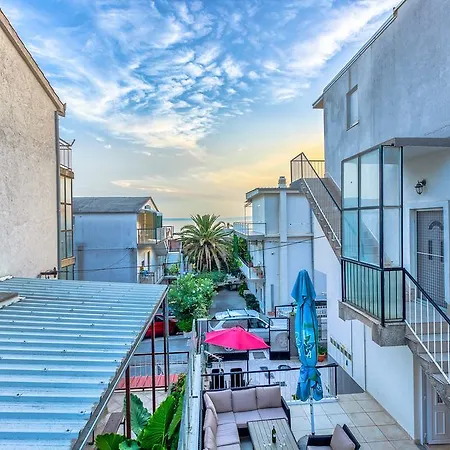 Luxury Apartments Domgjoni Podstrana Exterior photo