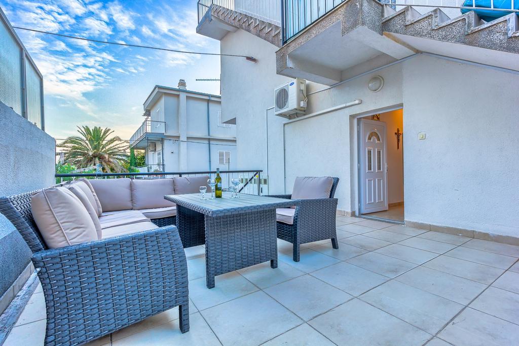 Luxury Domgjoni Apartment *
